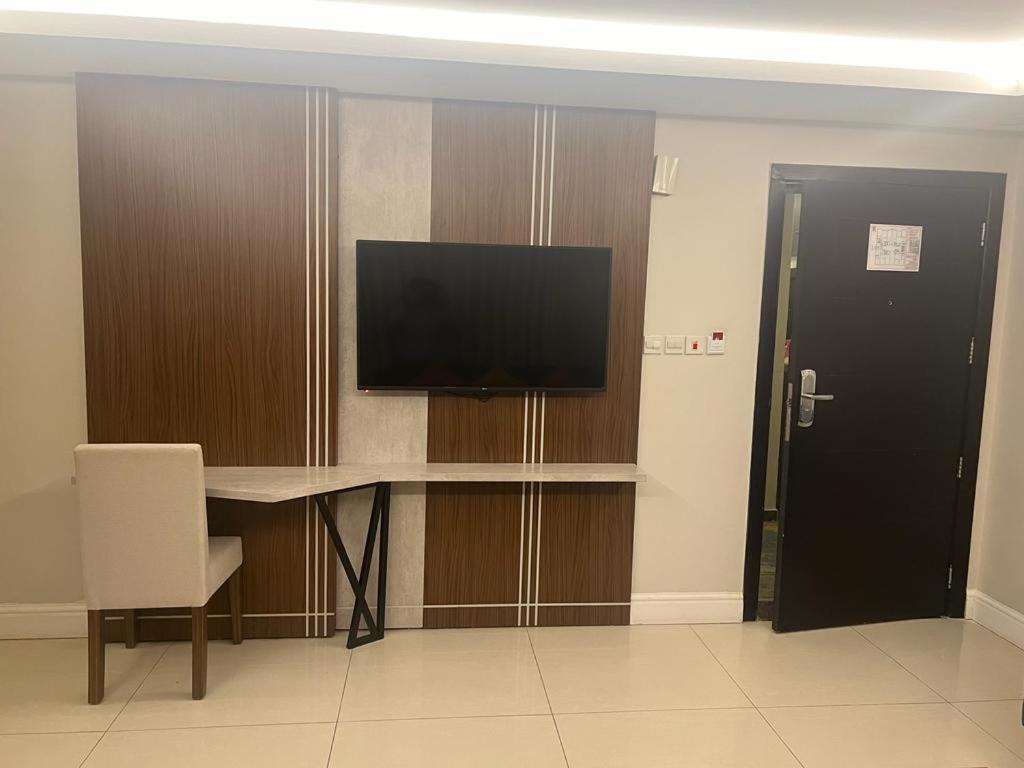 Remaz Suites Hotel Jubail Bagian luar foto