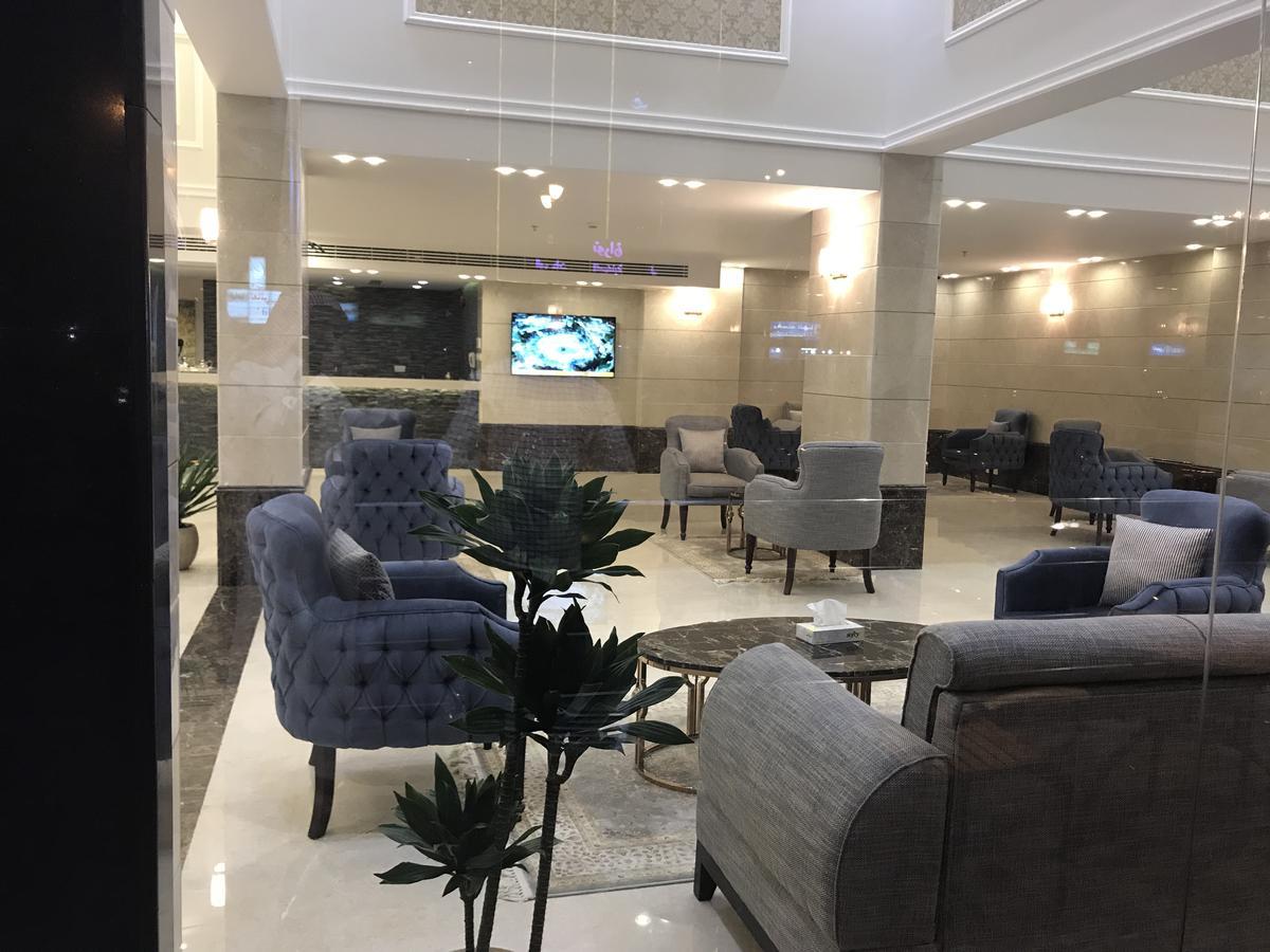 Remaz Suites Hotel Jubail Bagian luar foto
