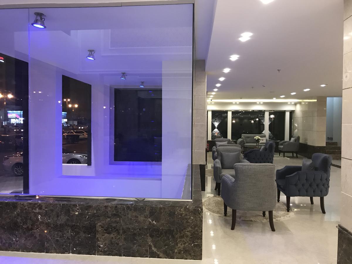 Remaz Suites Hotel Jubail Bagian luar foto