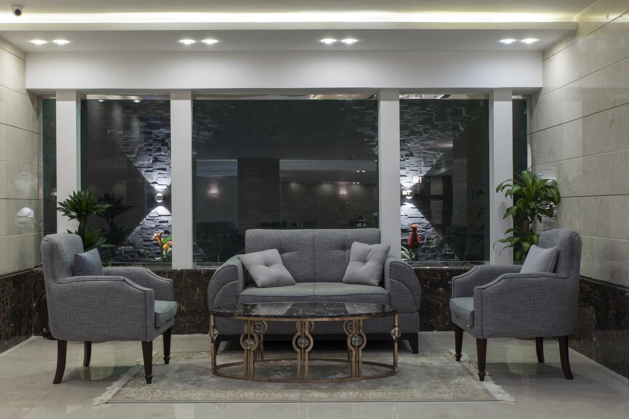 Remaz Suites Hotel Jubail Bagian luar foto